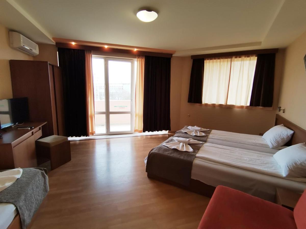 Hotel Paris Relax Zone Balchik Exterior foto