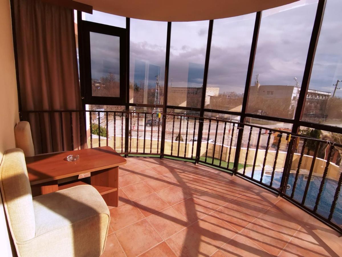 Hotel Paris Relax Zone Balchik Exterior foto