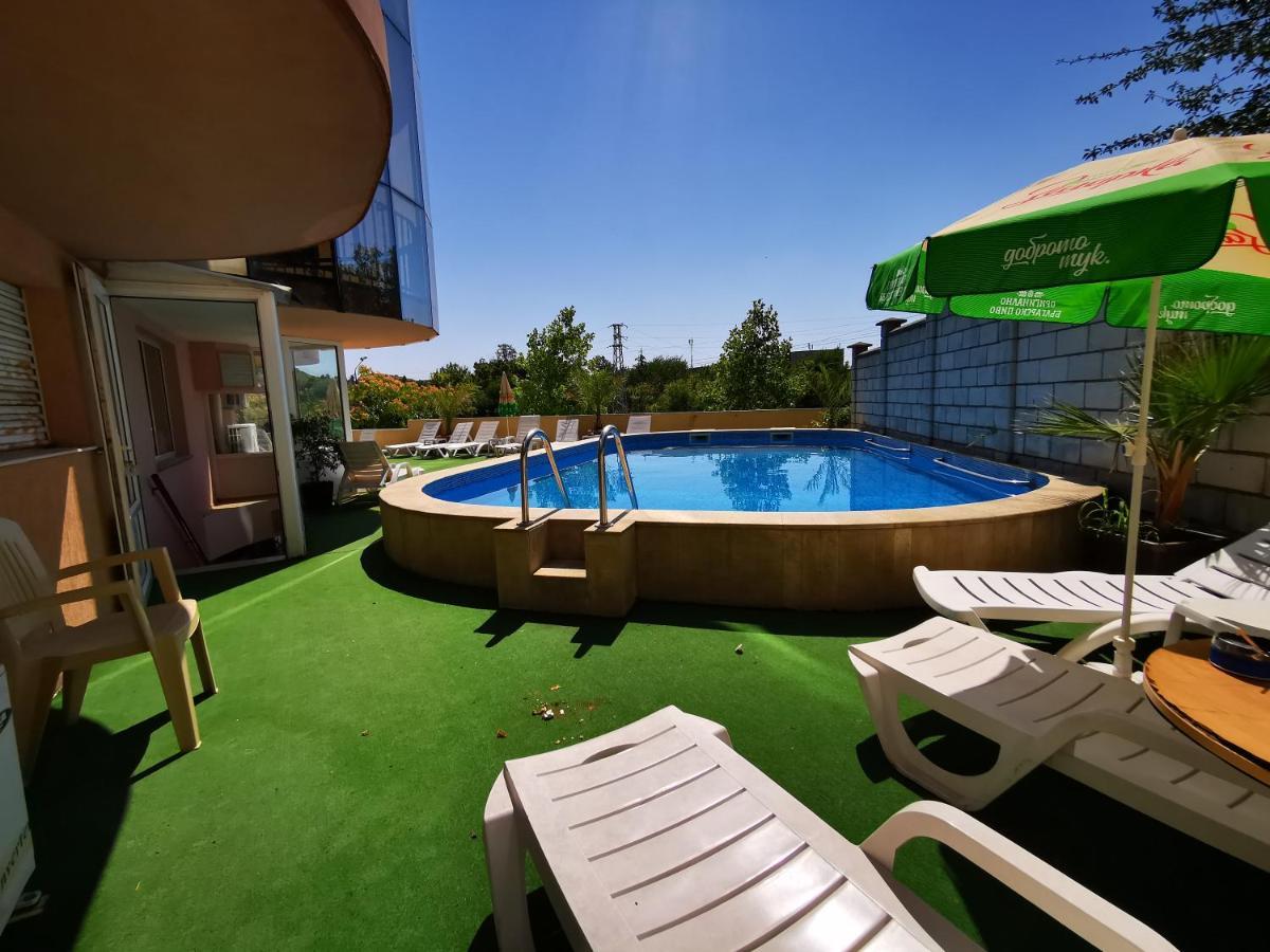 Hotel Paris Relax Zone Balchik Exterior foto